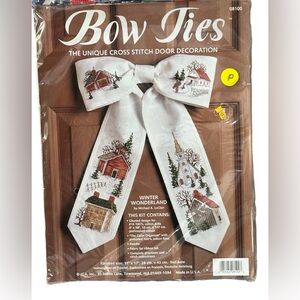 #08100 Bow Ties Cross Stitch Door Decoration Winter Wonderful Cross Stitch Kit